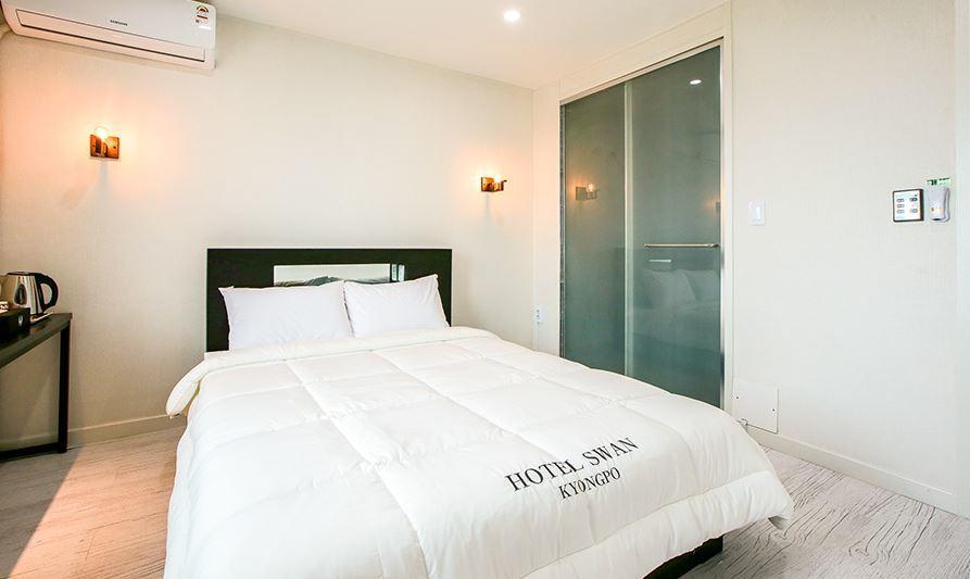Hotel Swan คังนึง ภายนอก รูปภาพ
