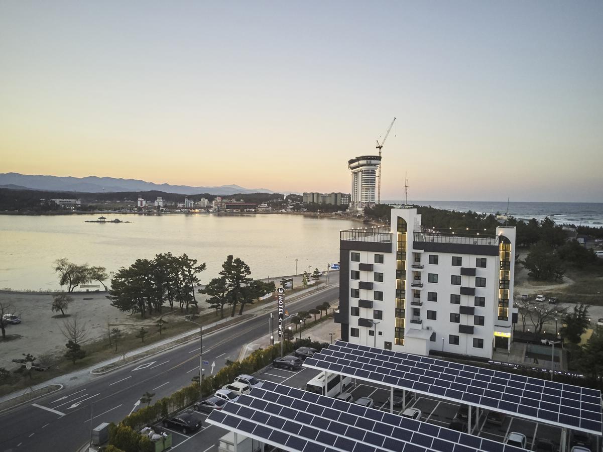 Hotel Swan คังนึง ภายนอก รูปภาพ